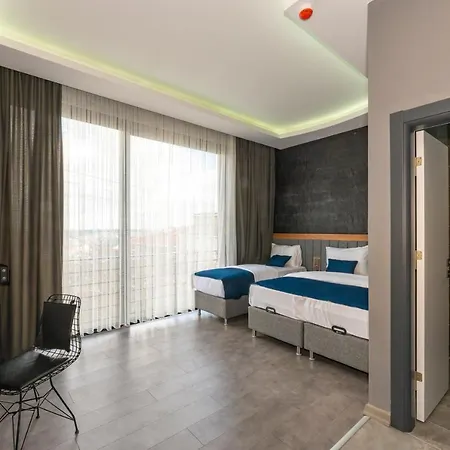 Hotel Melanj Airport