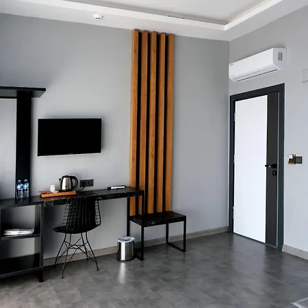 Hotel Melanj Airport